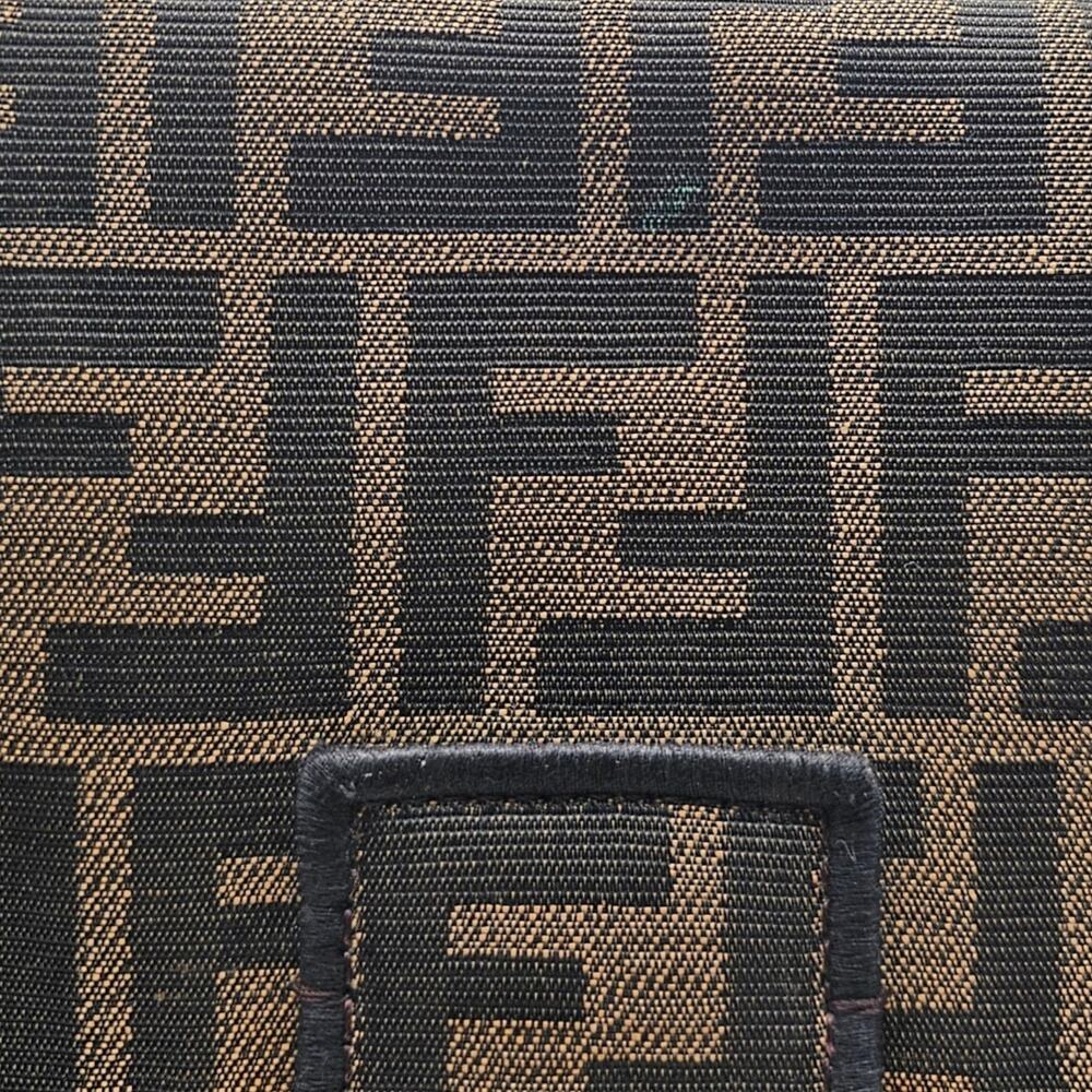 Fendi Baguette Brown FF Jacquard Shoulder Bag Gold FF Clasp - Preowned - Picture 7 of 16